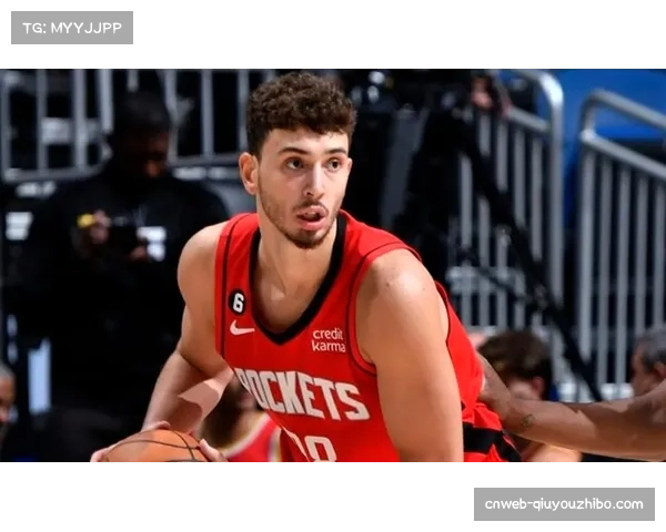 火箭中锋申京本季助攻表现抢眼，前四战数据列历史第四